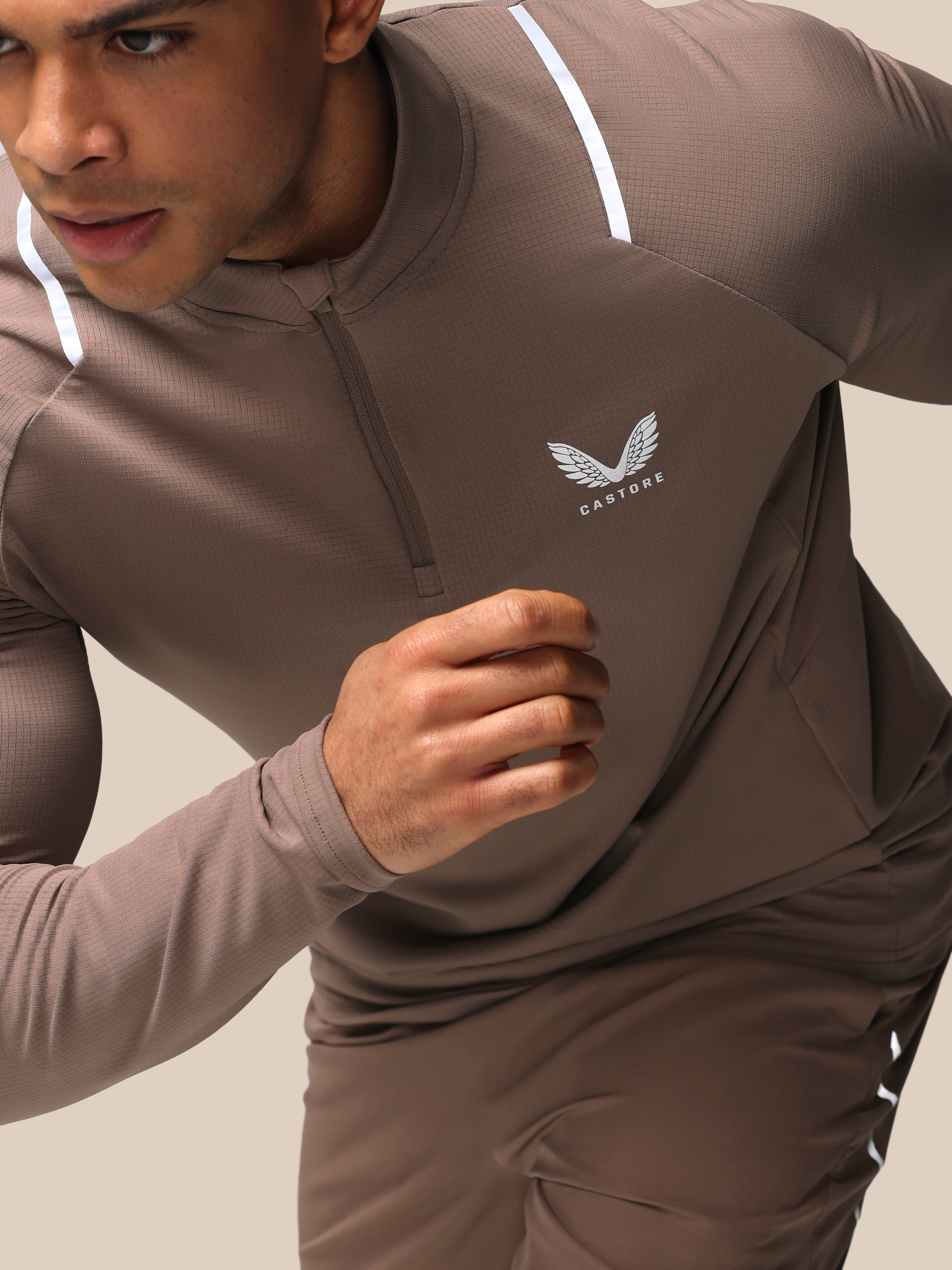 Men's Apex Training 1/4 Zip Top - Deep Taupe – Castore