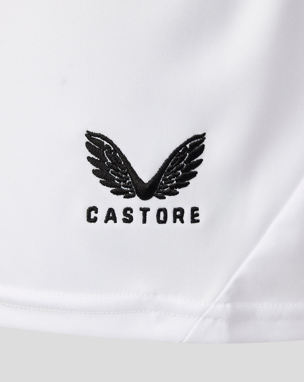 Castore logo with wings embroidered on white shorts.