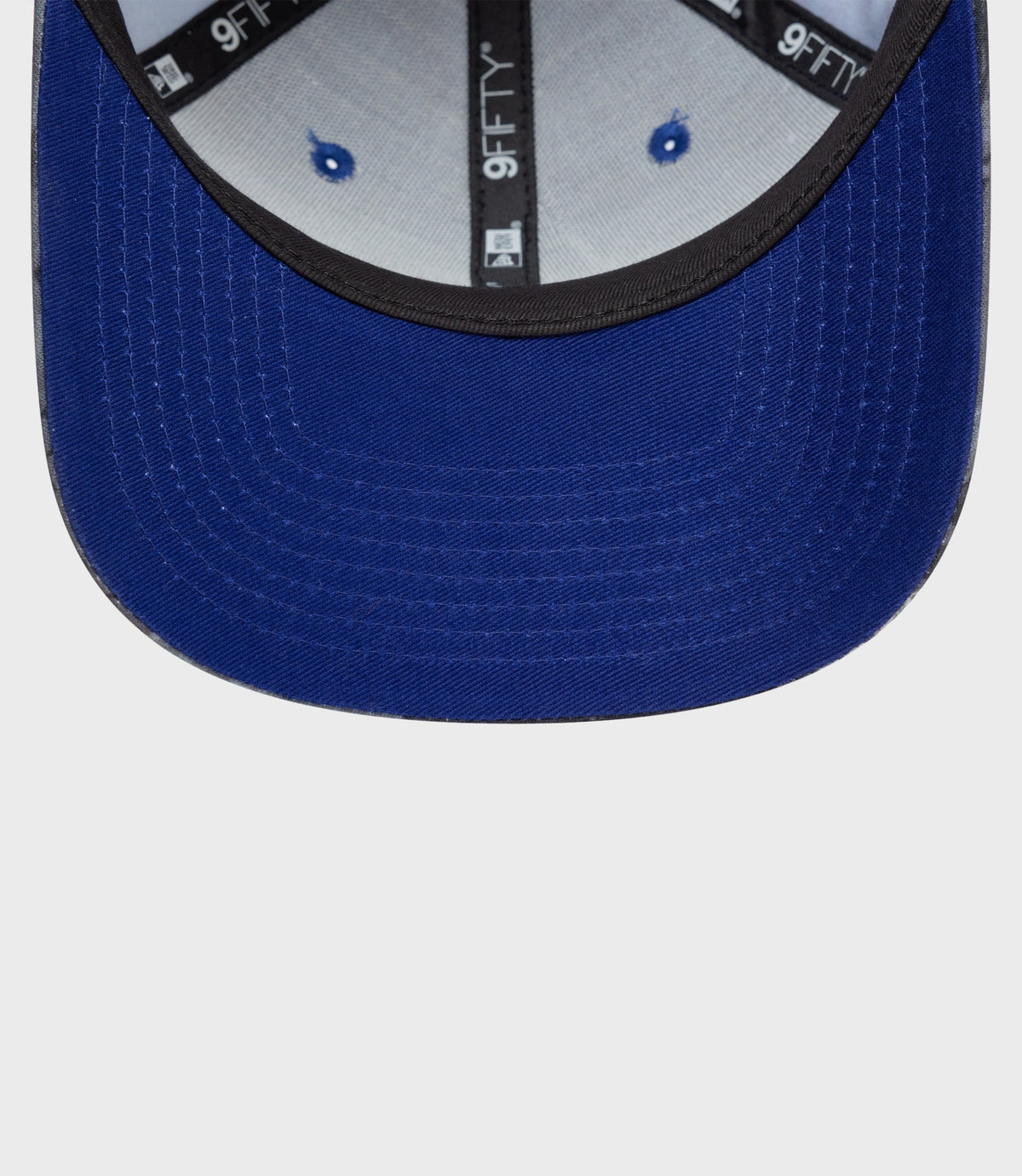 New Era Alpine Tonal Floral 9Fifty® Pre-Curve Cap - Navy - Navy
