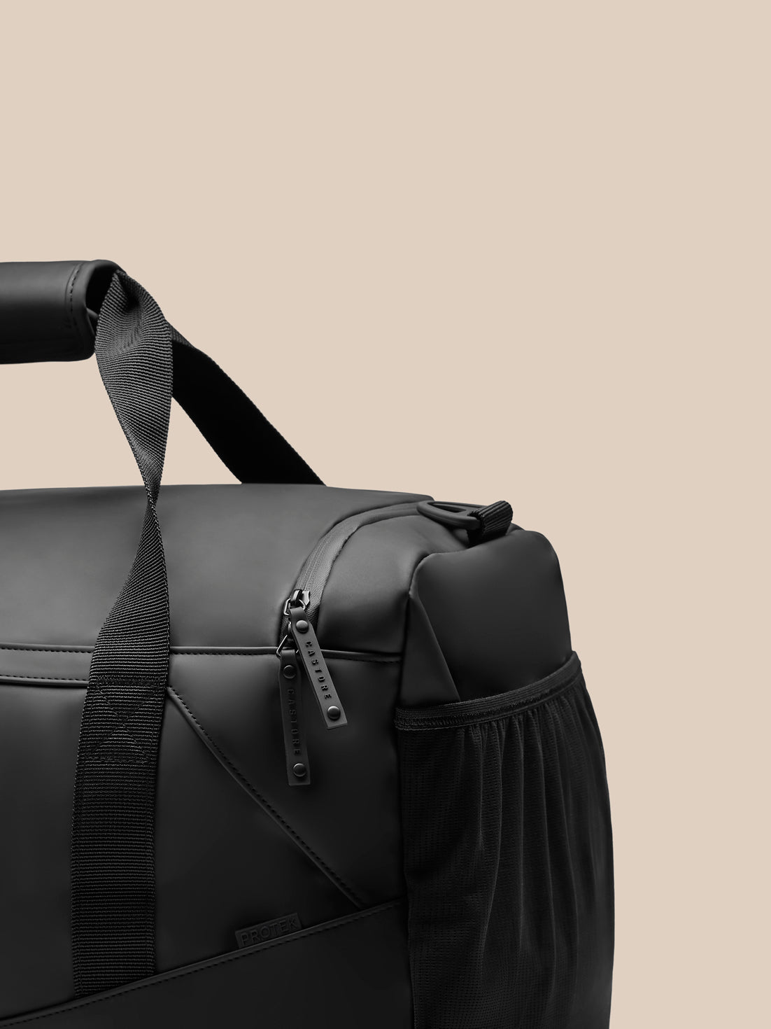 Core Holdall - Black - Black