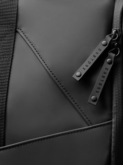 Core Holdall - Black