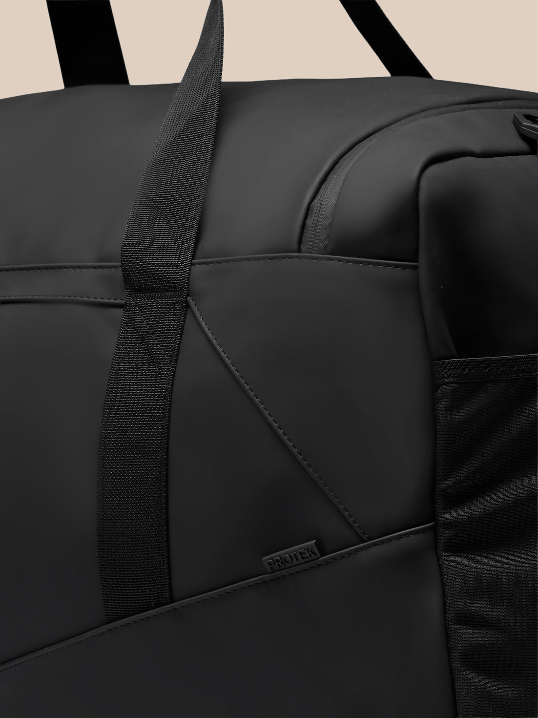 Large Core Holdall - Black
