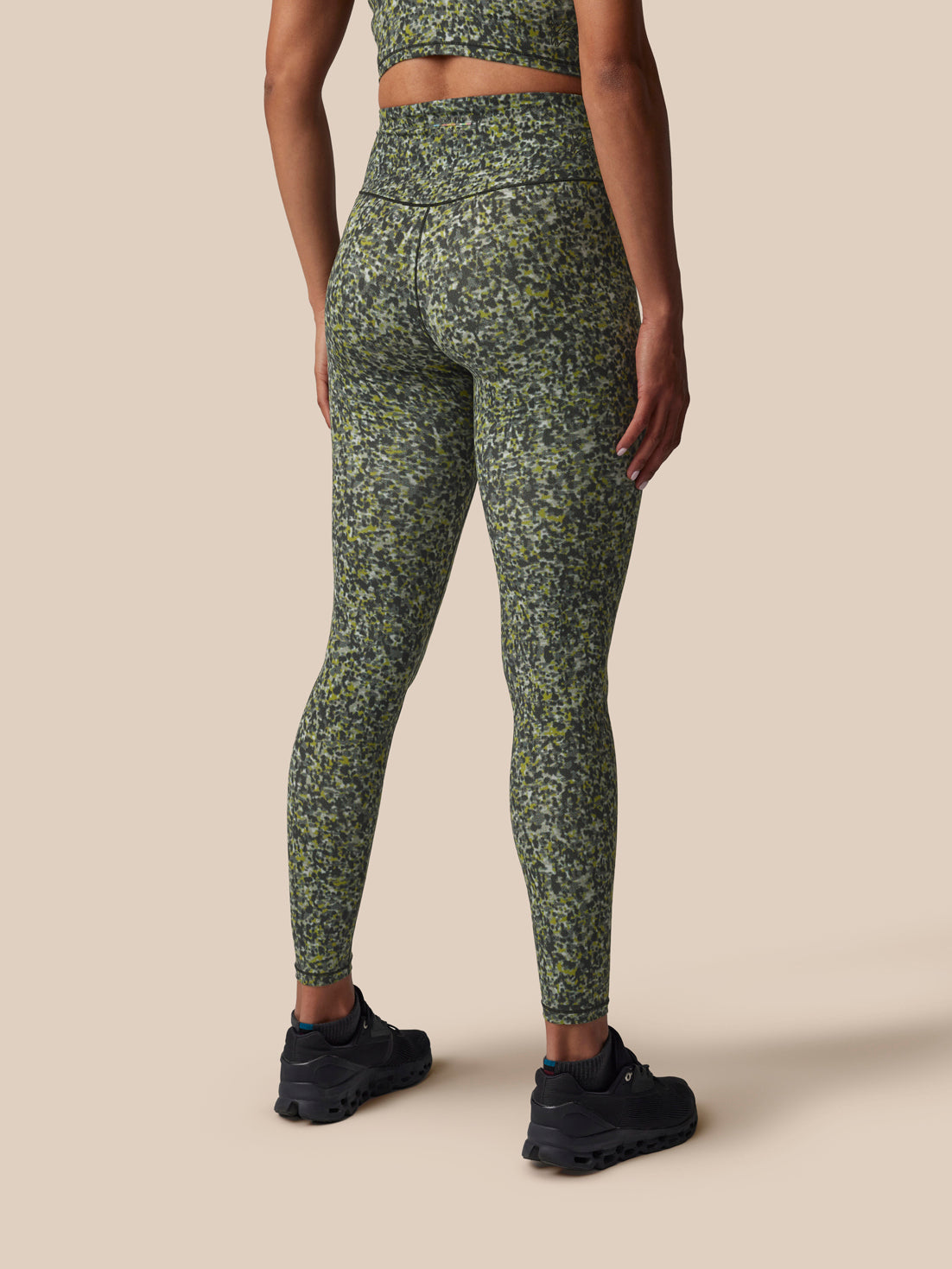 Women’s x Paul Smith Performance Leggings - Charcoal/Multi - Charcoal/Multi