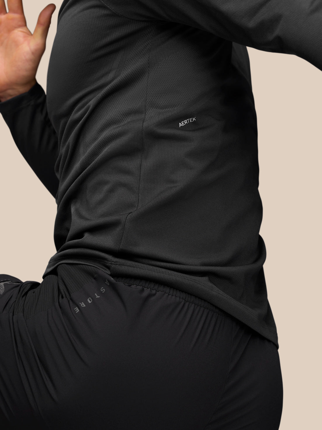 Apex Training 1/4-Zip-Oberteil - Schwarz/Gunmetal - Schwarz/Gunmetal