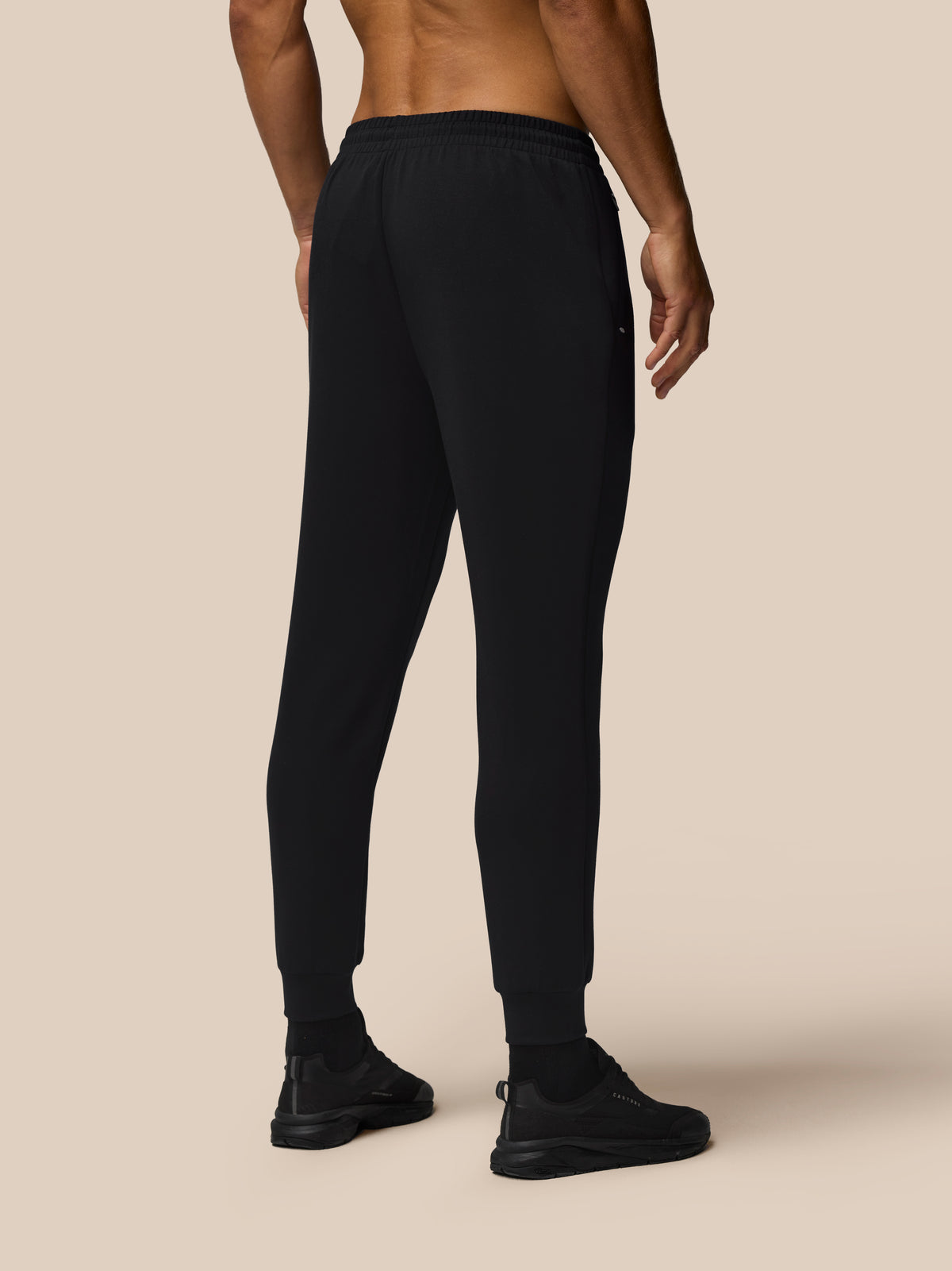Travel Lifestyle Joggers - Black - Black