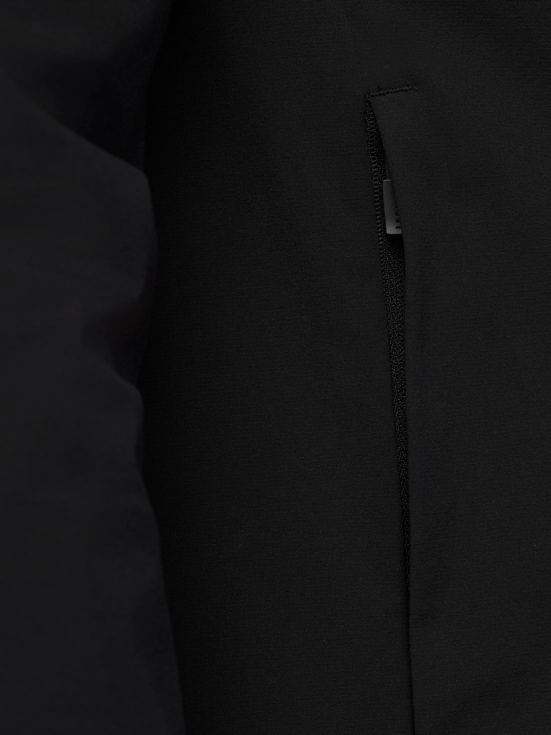 Adapt Training Wind Jacket - Black - Black