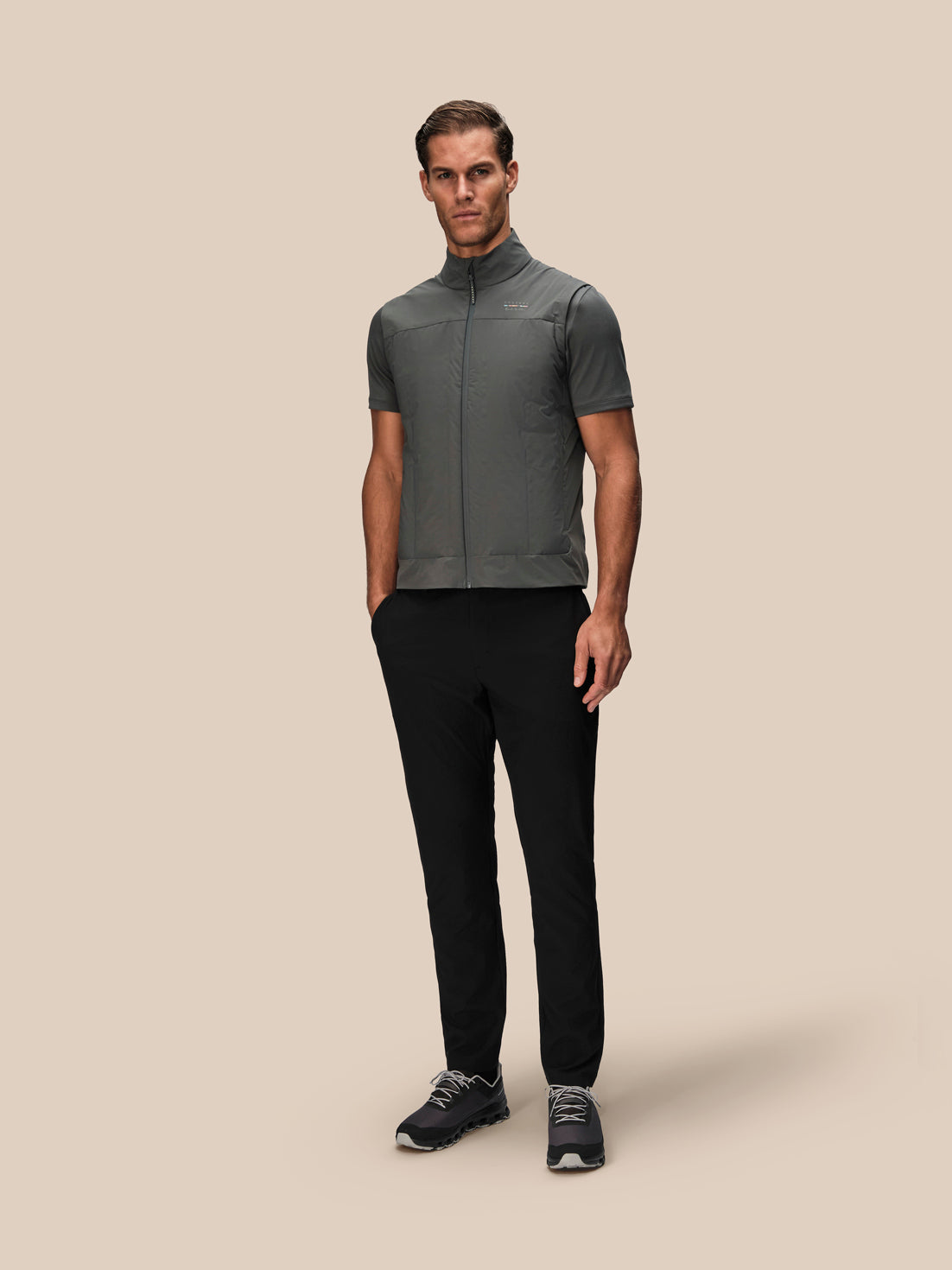 Men's Castore x Paul Smith Gilet - Charcoal - Charcoal
