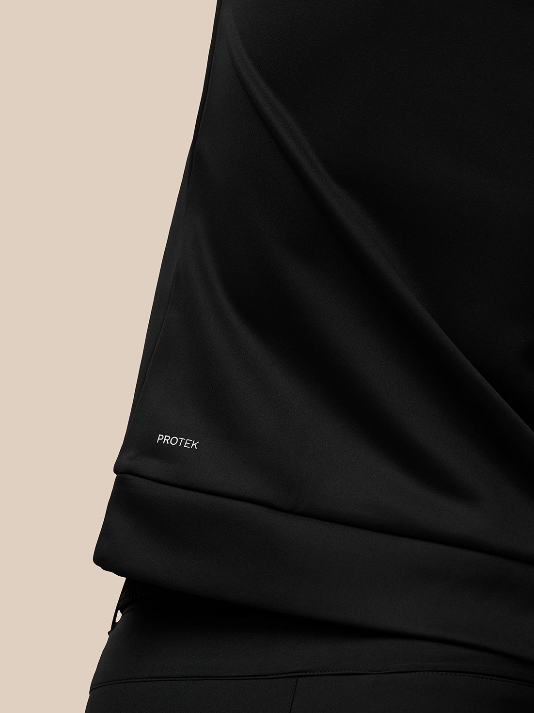 Golf Club Classic 1/4 Zip Top - Black