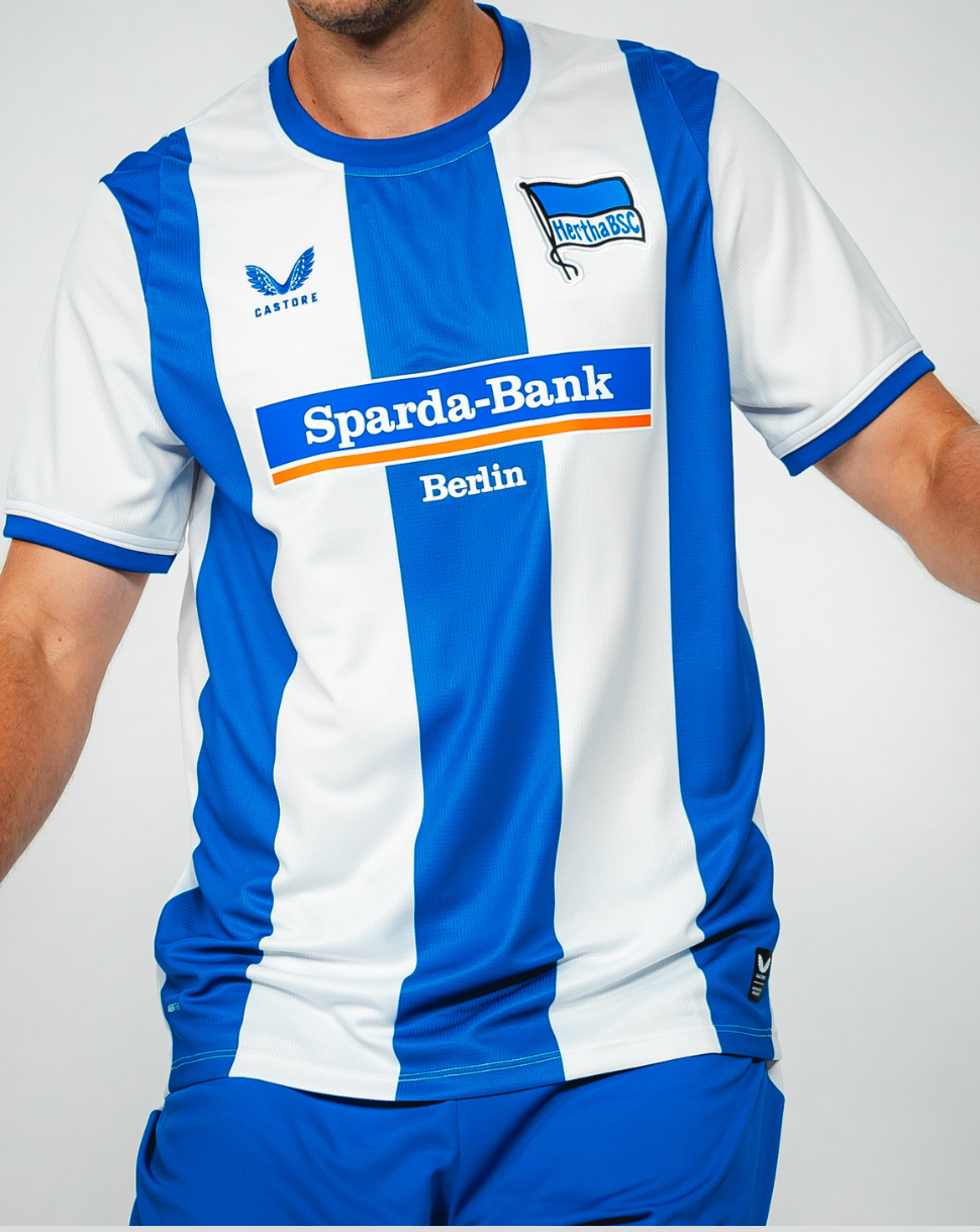 Hertha BSC junior home shirt with blue and white vertical stripes and sponsor Sparda-Bank Berlin.