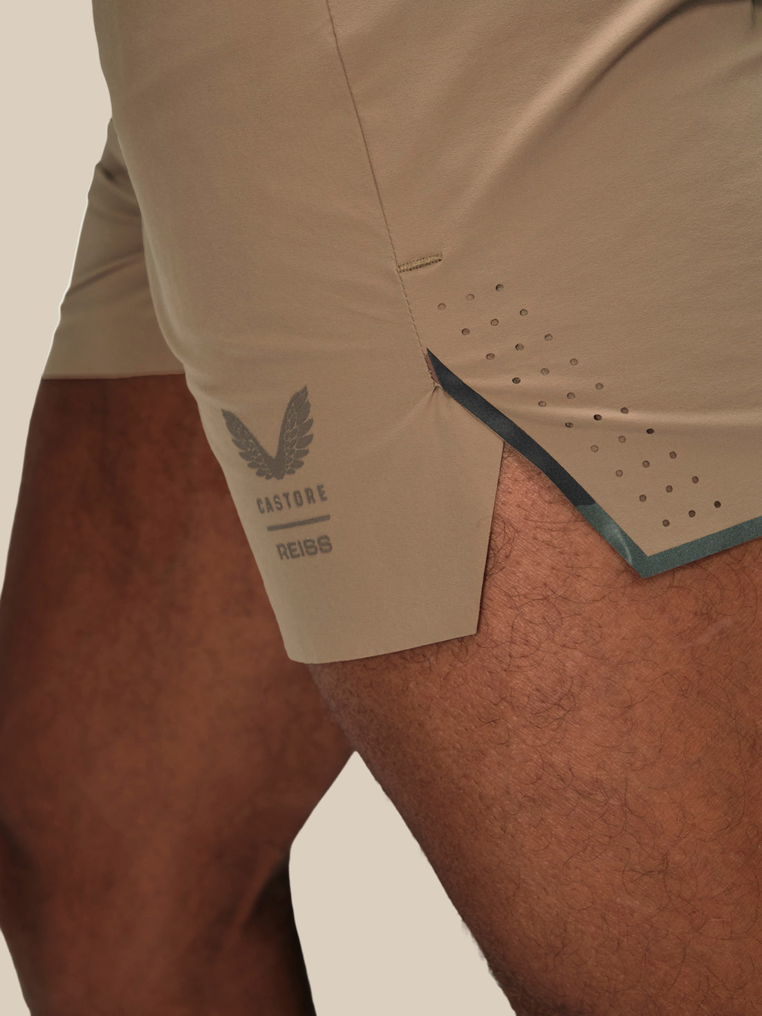 Men's Reiss x Castore 5" Deep Split Shorts - Beige - Beige
