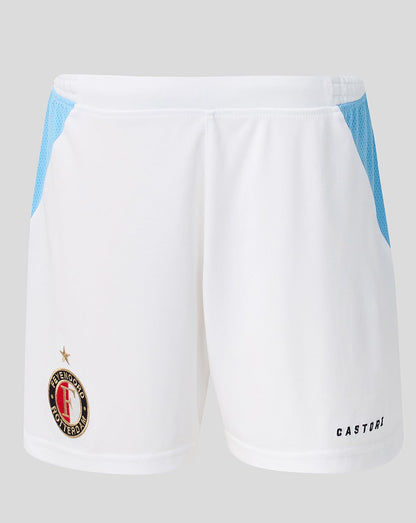 Weißes Feyenoord Auswärtsshorts mit hellblauen Seiteneinsätzen, elastischem Bund und Kordelzug; Feyenoord Logo rechts Castore Logo links
