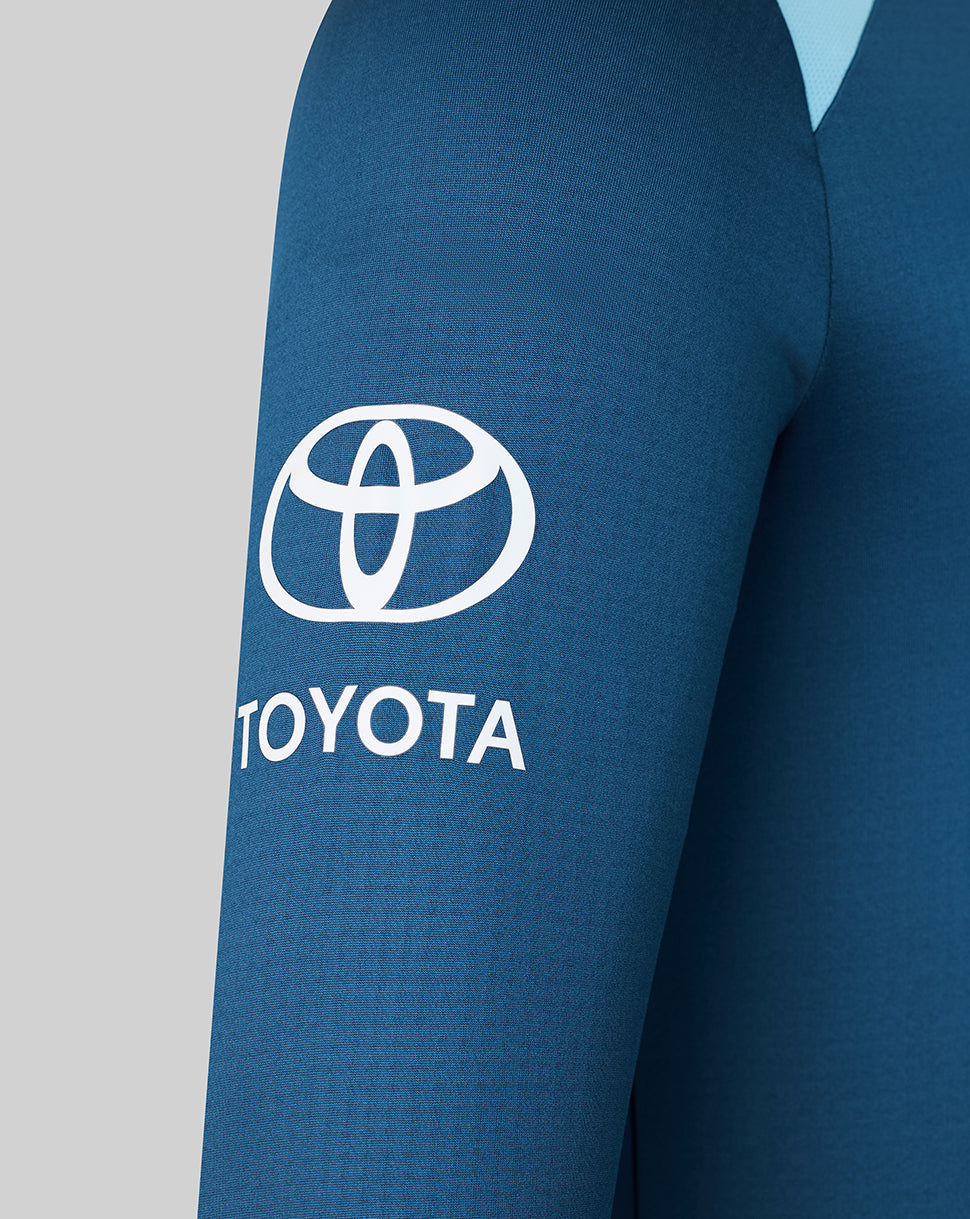 Blue top with Toyota logo on a gray background