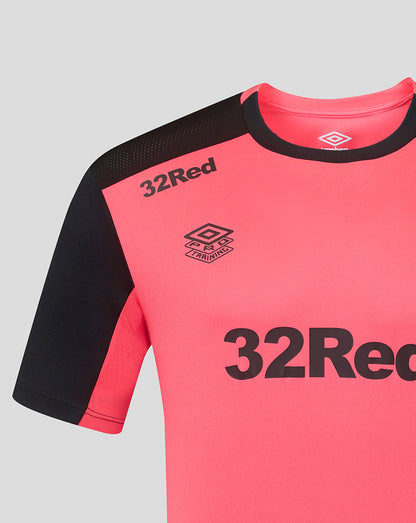 Pink sports jersey with black sleeves and '32Red' branding on a light gray background