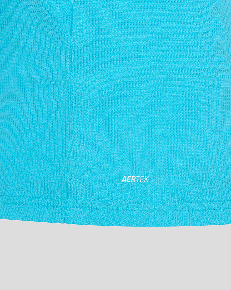 Close-up of a blue fabric with 'AERTEK' branding.