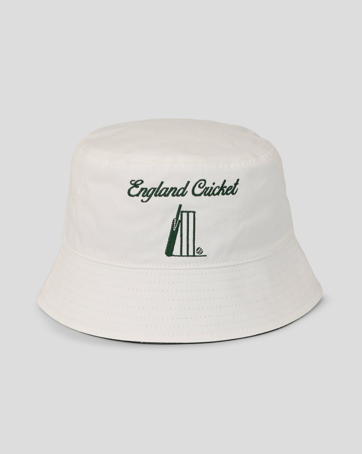 White bucket hat with 'England Cricket' text and cricket bat design on a white background