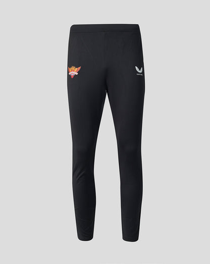 Front view of black Slim Fit Pant with Sunrisers Leeds crest on the left thigh and Castore logo on the right.