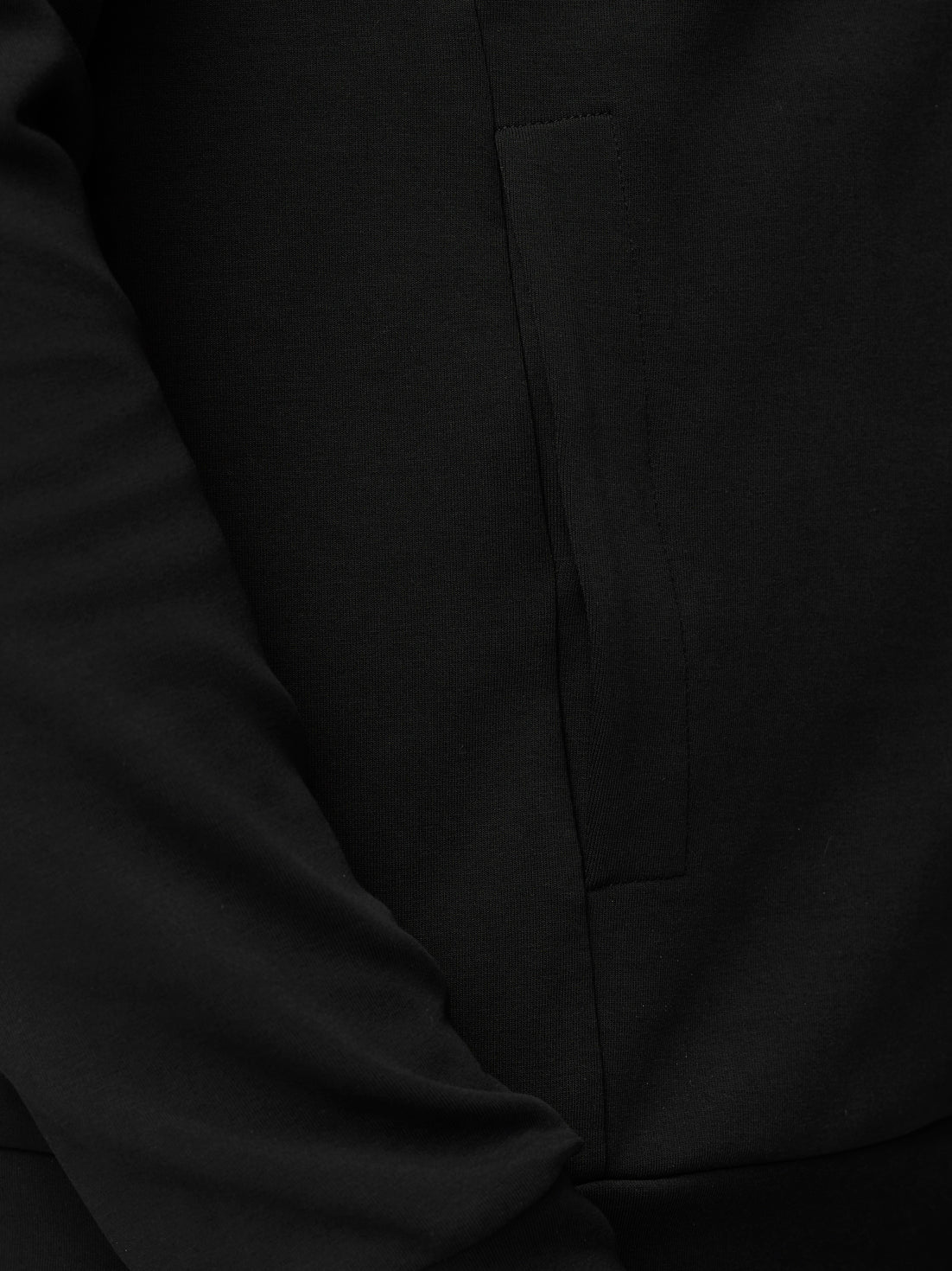 Travel Logo Hoodie - Black