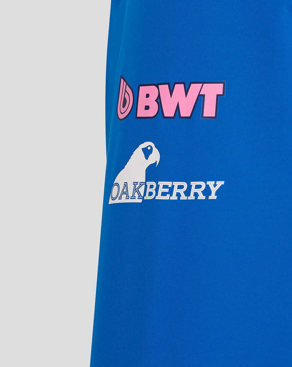 Blue apron with 'BWT' and 'Oakberry' logos on a white background