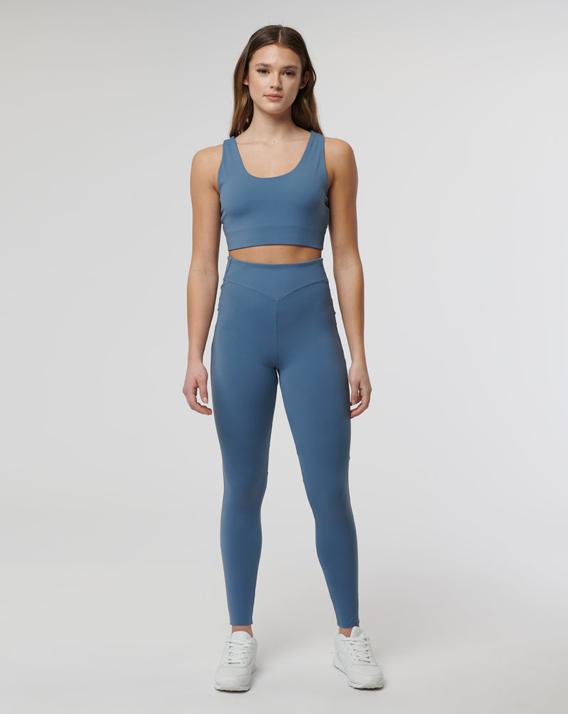 Eco-friendly Women's Leggings IDÉALE Ruby E-store  - Polish  manufacturer of sportswear for fitness, Crossfit, gym, running. Quick  delivery and easy return and exchange