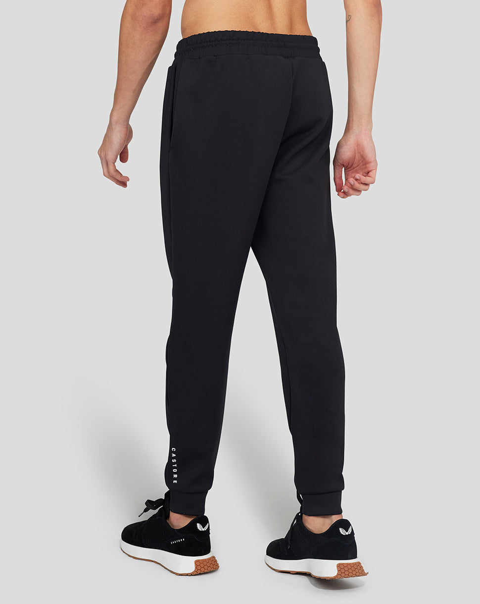 Back view of black Onyx Flex Jogger with elastic cuffs and CASTORE branding along the leg.