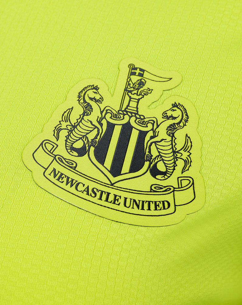 Newcastle United Women's 23/23 Pro Home Goalkeeper Shirt