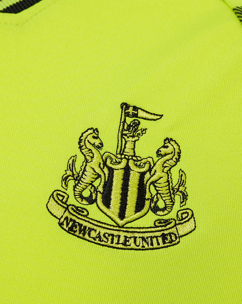 Newcastle United Junior 23/24 Replica Home Goalkeeper Shirt