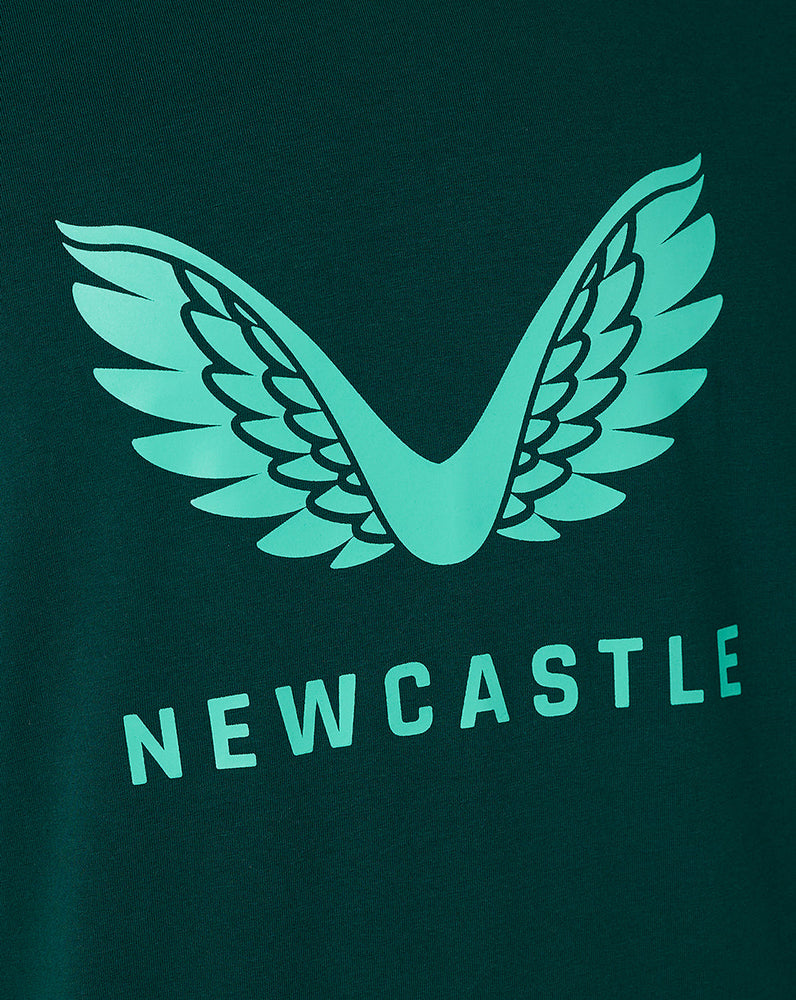 Newcastle United Men's 23/24 Players Travel Logo T-Shirt - Green