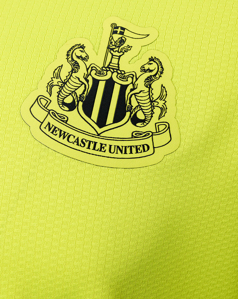 Newcastle United Men's 23/24 Pro Home Goalkeeper Shirt